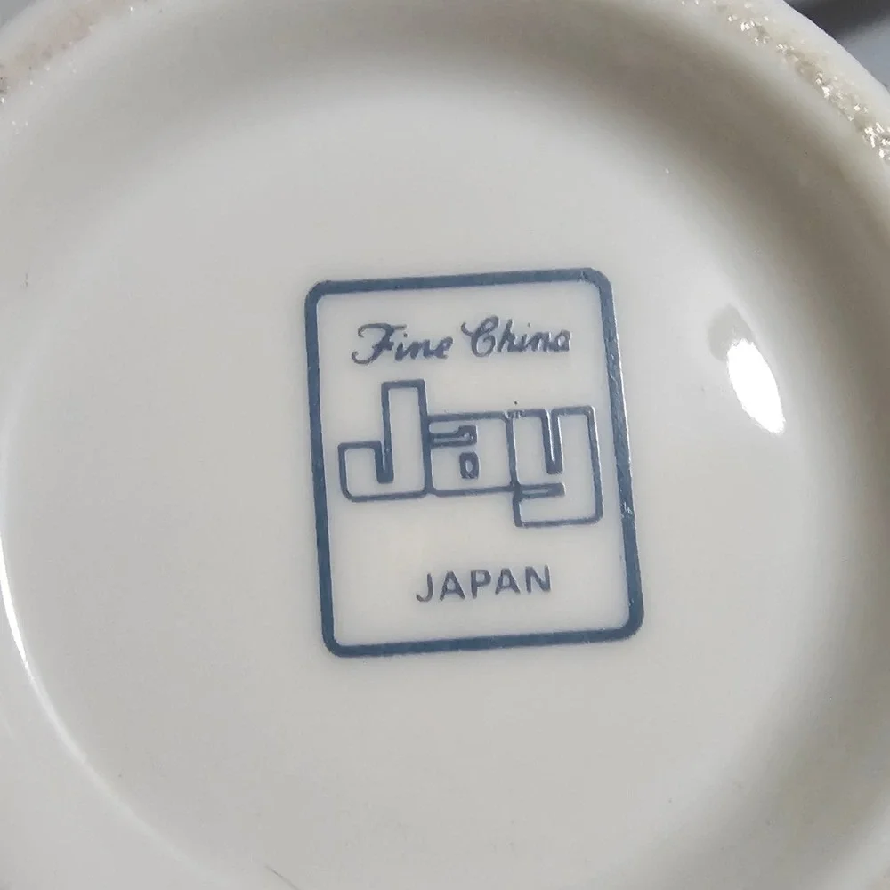 Jay Fine China Japan Porcelain Ginger Jar Lidded Urn Bird Cherry Blossom 13.5